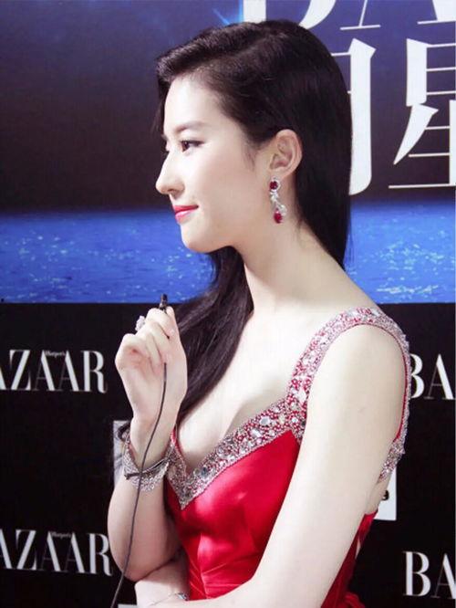 明星网红戴什么手串,揭秘他们佩戴的神秘魅力