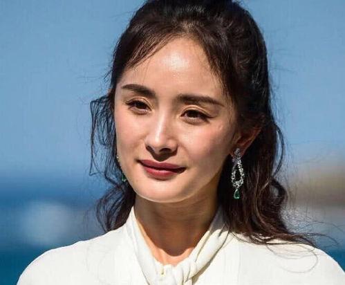 明星网红戴的天珠图片,时尚与神秘并存的风采