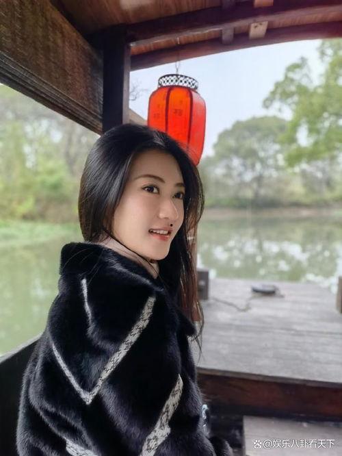 姓叶的女明星网红,闪耀网络，魅力四溢