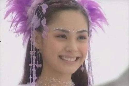 明星网红戴的紫色头饰,时尚潮流新风向