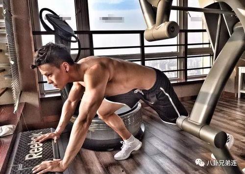 明星网红跳舞撩腹肌视频,明星网红热舞撩动粉丝心