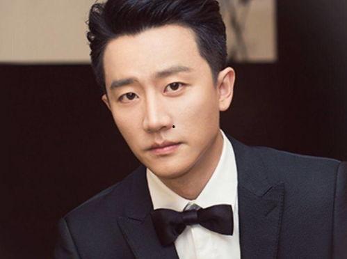 明星网红经济人阿信,明星网红经济人的崛起之路