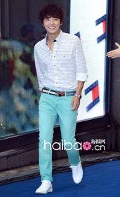 明星网红身材照图片男士,网红身材照中的男士魅力解析