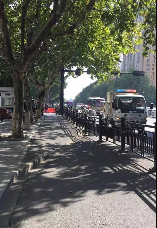 瓜沥今日交通事故新闻,多车连环相撞，紧急救援展开